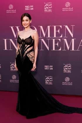 Cannes - Red Sea Film Foundation s Women In Cinema Gala Photocall Engfa Waraha attends the Red Sea Film Foundation s Women In Cinema Gala at Hotel du Cap-Eden-Roc on May 15, 2025 in Cap d Antibes, France. Photo by Marco Piovanotto ABACAPRESS.COM Cannes France  Copyright: xPiovanottoxMarco ABACAx