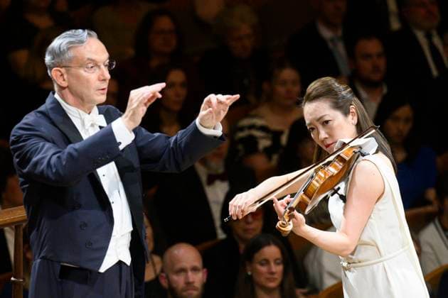 The Tokyo NHK Symphony Orchestra with soloist Akiko Suwanai under the baton of Italian conductor Fabio Luisi in a concert during the Prague Spring International Music Festival, Prague, May 15, 2025. (CTKxPhoto MichalxKamaryt) CTKPhotoP2025051601780  CTKPhotoP2025051601780