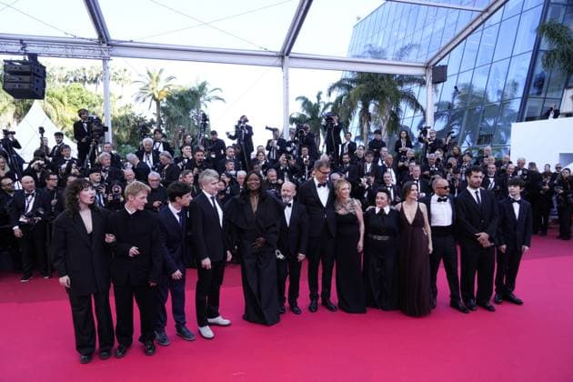 IPP Photo Daniele Cifala Cannes 15 05 2025 Dossier 137 Case 137 Red Carpet The 78th Annual Cannes Film Festival in the photo Mathilde Riu, Côme Peronnet, Solàn Machado Graner, Sandra Colombo, Dominik Moll, Mathilde Roehrich, Léa Drucker, Valentin Campagne and Theo Costa Marini