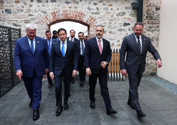 News Themen der Woche KW20 News Bilder des Tages Turkey US Ukraine 8926635 16.05.2025 In this handout photo released by the Turkish Foreign Ministry, Ukrainian Foreign Minister Andrii Sybiha, U.S. Secretary of State Marco Rubio, Turkish Foreign Minister Hakan Fidan and head of the Ukrainian Presidential Office Andriy Yermak arrive for a trilateral meeting of delegations from the United States, Ukraine and Turkey ahead of the first Russia-Ukraine direct talks in three years, in Istanbul, Turkey. Sputnik Editorial use only, no archive, no commercial use Istanbul Turkey  Copyright: xx