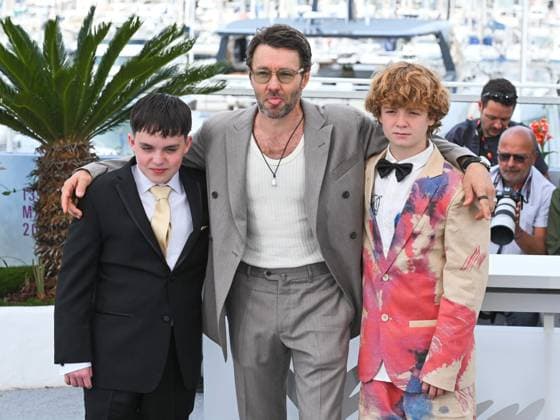 Cannes, 78th Cannes Film Festival 2025 - day 4 - Photocall of the film The Plague Cannes, 78th Cannes Film Festival 2025 - day 4 - Photocall of the film The Plague In the photo: Kenny Rasmussen, Joel Edgerton, Kayo Martin, cannes France  Copyright: xIPA ABACAx