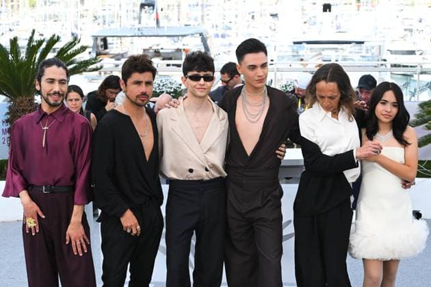 Cannes, France, Cannes: Cannes, 78th Cannes Film Festival 2025 - day 4 - Photocall of the film La Misteriosa Mirada Del Flamenco. In the picture Francisco Diaz, Pedro Munoz, Diego CÃ spedes, Matias Catalan, Paula Dinamarca and Tamara CortÃ s Cannes Cannes  - ZUMAp169 20250516_zea_p169_143 Copyright: xAlbertoxTerenghix
