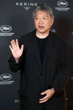 Photocall With Hirokazu Kore-eda and Chie Hayakawa Hirokazu Kore-eda attends the Kering Women in Motion Talk with Hirokazu Kore-eda and Chie Hayakawa at the 78th annual Cannes Film Festival at Majestic Hotel on May 16, 2025 in Cannes, France.  Copyright: xDidierxFereyx