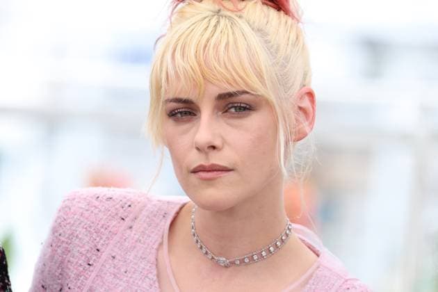 Cannes The Chronology Of Water Photocall JD Kristen Stewart posing at the The Chronology Of Water in Cannes, France on May 16, 2025, as part of the 78th Cannes Film Festival. Photo by Jerome Domine ABACAPRESS.COM Cannes France  Copyright: xDominexJerome ABACAx