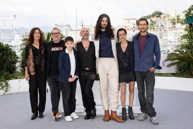 Photocall du film Sirât lors du 78ème Festival International du Film de Cannes Stefania Gadda, Tonin Janvier, Jade Oukid, Bruno Núnez, Sergi López, Richard Bellamy Photocall of the film Sirât during the 78th Cannes International Film Festival on May 16, 2025 Jacovides Moreau Bestimage Photocall of the film Sirât during the 78th Cannes International Film Festival on May 16, 2025 Cannes France  Copyright: xJACOVIDES-MOREAUx xBESTIMAGExJACOVIDES-MOREAUx xBESTIMAGEx