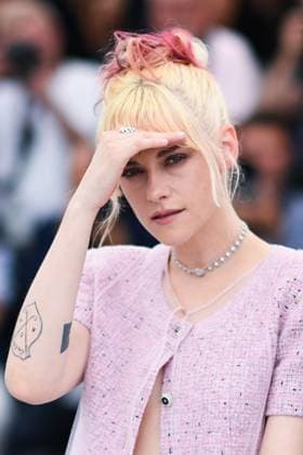 Cannes The Chronology Of Water Photocall AM Kristen Stewart attending The Chronology Of Water Photocall in Cannes, France on May 16, 2025 as part of the 78th Cannes Film Festival. Photo by Aurore Marechal ABACAPRESS.COM Cannes France  Copyright: xMarechalxAurore ABACAx