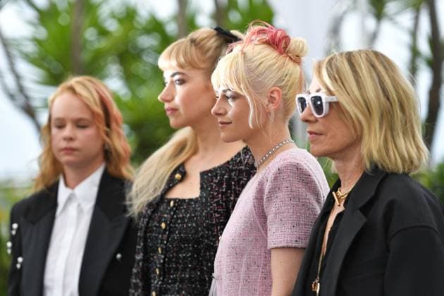 Cannes The Chronology Of Water Photocall AM Kim Gordon, Kristen Stewart, Imogen Poots, Thora Birch attending The Chronology Of Water Photocall in Cannes, France on May 16, 2025 as part of the 78th Cannes Film Festival. Photo by Aurore Marechal ABACAPRESS.COM Cannes France  Copyright: xMarechalxAurore ABACAx
