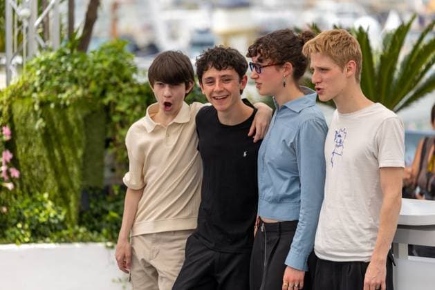 78. Internationalen Filmfestspiele von Cannes 2025 Cannes, Frankreich - 16.5.2024: Valentin Campagne, Mathilde Riu, CÃ me Peronnet und SolÃ n Machado-Graner während des Photocall Dossier 137 Case 137 während der 78. Internationalen Filmfestspiele von Cannes. Die 78. Internationalen Filmfestspiele von Cannes finden vom 13. bis 24. Mai 2025 statt. Provence-Alpes-Cote d Azur
