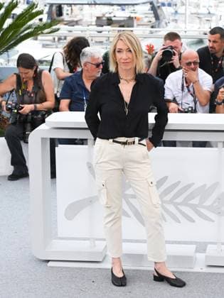 Cannes, France: Cannes, 78th Cannes Film Festival 2025 - day 4 - photocall of the film The Chronology Of Water In the photo: Kim Gordon Cannes France  - ZUMAp169 20250516_zea_p169_419 Copyright: xAlbertoxTerenghix