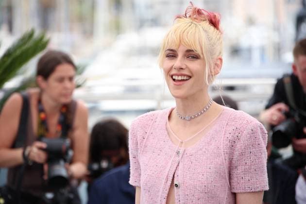 The Chronology of Water Photocall during The 78th Cannes Film Festival Kristen Stewart - The Chronology of Water Photocall during The 78th Cannes Film Festival in Cannes on May 16, 2025.  Copyright: x Chassery+Courdjix
