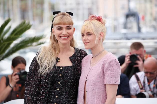 The Chronology of Water Photocall during The 78th Cannes Film Festival Imogen Poots, Kristen Stewart - The Chronology of Water Photocall during The 78th Cannes Film Festival in Cannes on May 16, 2025.  Copyright: x Chassery+Courdjix