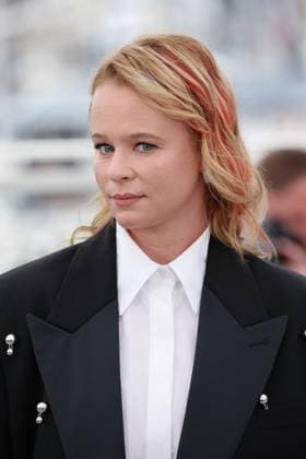 The Chronology of Water Photocall during The 78th Cannes Film Festival Kim Gordon (Sonic Youth) - The Chronology of Water Photocall during The 78th Cannes Film Festival in Cannes on May 16, 2025.  Copyright: x Chassery+Courdjix
