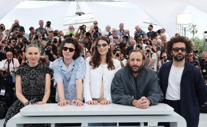 Photocall de Arco Séance Spéciale lors du 78ème Festival International du Film de Cannes Natalie Portman, Ugo Bienvenu, Alma Jodorowsky, Vincent Macaigne, William Lebghil au photocall de Arco Séance spéciale lors du 78ème Festival International du Film de Cannes, le 16 mai 2025 Jacovides Moreau Bestimage Photocall for Arco Special screening at the 78th Cannes International Film Festival, on May 16th, 2025 Cannes France  Copyright: xJACOVIDES-MOREAUx xBESTIMAGExJACOVIDES-MOREAUx xBESTIMAGEx