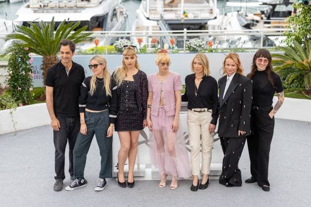 78. Internationalen Filmfestspiele von Cannes 2025 Cannes, Frankreich - 16.5.2024: Charles Gillibert, Dylan Meyer, Imogen Poots, Kristen Stewart, Kim Gordon, Thora Birch während des Photocall The Chronology of Water während der 78. Internationalen Filmfestspiele von Cannes. Die 78. Internationalen Filmfestspiele von Cannes finden vom 13. bis 24. Mai 2025 statt. Provence-Alpes-Cote d Azur