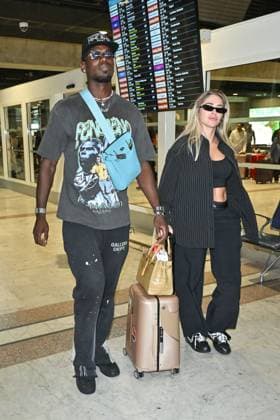 Cannes Paul Pogba At Nice Airport JR Paul Pogba, Maria Zulay Salaues arriving at Nice airport ahead 78th Cannes Film Festival in Nice, France on May, 16, 2025. Photo by Julien Reynaud APS-Medias ABACAPRESS.COM Nice France  Copyright: xReynaudxJulien APS-Medias ABACAx