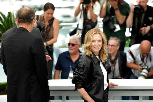 Dominik Moll and Lea Drucker at the photocall for the feature film Dossier 137 Case 137 at the Festival de Cannes 2025 78 Cannes International Film Festival at the Palais des Festivals Cannes, 16 05 2025 Foto:xD.xBedrosianx xFuturexImagex case_5511