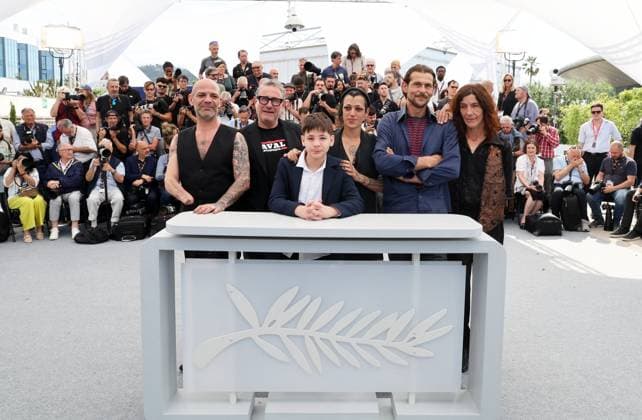 Photocall for Sirat at the 78th Cannes International Film Festival Richard Bellamy, Sergi Lopez, Bruno Nunez, Jade Oukid, Tonin Janvier, Stefania Gadda at the photocall for Sirat at the 78th Cannes International Film Festival, on May 16th, 2025 Jacovides Moreau Bestimage Photocall for XXX at the 78th Cannes International Film Festival, on May 16th, 2025 Cannes France  Copyright: xJACOVIDES-MOREAUx xBESTIMAGExJACOVIDES-MOREAUx xBESTIMAGEx