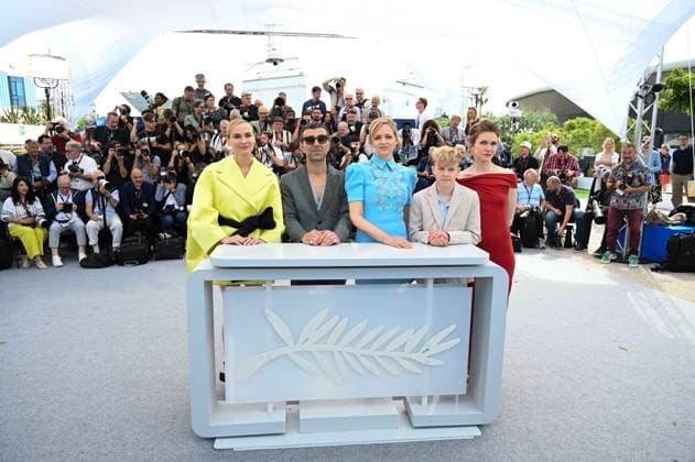78eme Festival International du Film de Cannes Photocall du film Amrum 78th International Cannes Film Festival Photocall with cast of Amrum movie 444386 2025 05 16 Cannes France Kruger, Diane Akin, Fatih Tonke, Laura Hagmeister, Lisa Ole Billerbeck, Jasper  Copyright: xSergexArnalx xStarfacex STAR_444386_023