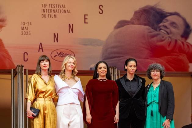 Montée des marches du film La Petite Derniére lors du 78ème Festival International du Film de Cannes au Palais des Festivals in Cannes Guest, Julie Billy, Hafsia Herzi, Nadia Melliti et guest lors de la montée des marches du film La Petite Derniére lors du 78ème Festival International du Film de Cannes au Palais des Festivals in Cannes, France, on May 16, 2025 Jacovides Moreau Bestimage La Petite Derniére red carpet at the 78th annual Cannes Film Festival at Palais des Festivals in Cannes, France, on May 16, 2025 Cannes France  Copyright: xJACOVIDES-MOREAUx xBESTIMAGExJACOVIDES-MOREAUx xBESTIMAGEx