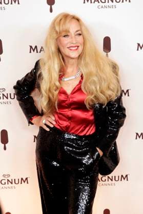 Jerry Hall bei der Magnum Cannes Beach Party im Rahmen des Festival de Cannes 2025 78. Internationale Filmfestspiele von Cannes im Magnum Beach Palais StÃ phanie. Cannes, 15.05.2025 *** Jerry Hall at the Magnum Cannes Beach Party as part of the Festival de Cannes 2025 78 Cannes International Film Festival at the Magnum Beach Palais StÃ phanie Cannes, 15 05 2025 Foto:xD.xBedrosianx xFuturexImagex magnum_5576