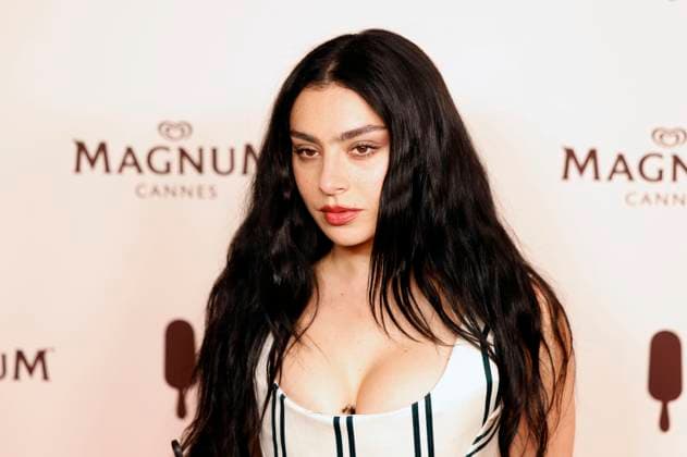 Charli xcx at the Magnum Cannes Beach Party as part of the Festival de Cannes 2025 78 Cannes International Film Festival at the Magnum Beach Palais Sté phanie Cannes, 15 05 2025 Foto:xD.xBedrosianx xFuturexImagex magnum_5587