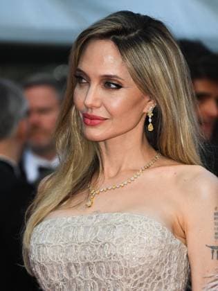 Cannes, 78th Cannes Film Festival 2025 - Evening 4 - Red Carpet of the Film Eddington Cannes, 78th Cannes Film Festival 2025 - Evening 4 - Red Carpet of the Film Eddington . In the photo Angelina Jolie Cannes France  Copyright: xIPA ABACAx