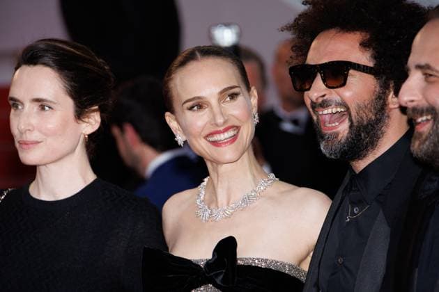 M Montée des marches du film Eddington lors du 78ème Festival International du Film de Cannes Sophie Mas, Natalie Portman, William Lebghil, Vincent Macaigne Montée des marches du film Eddington lors du 78ème Festival International du Film de Cannes, au Palais des Festivals à Cannes Le 16 mai 2025 Jacovides Moreau Bestimage Red carpet for the movie Eddington during the 78th Cannes International Film Festival at the Palais des Festivals in Cannes, France On may 16th 2025 Cannes France  Copyright: xJACOVIDES-MOREAUx xBESTIMAGExJACOVIDES-MOREAUx xBESTIMAGEx