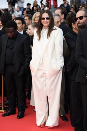 Cannes Eddington Red Carpet NG Juliette Binoche attending the ‘Eddington’ Screening and Red Carpet at Palais Des Festivals in Cannes, France on May 16 2025 as part of the 78th Cannes Film Festival. Photo by Nicolas Genin ABACAPRESS.COM Cannes France  Copyright: xGeninxNicolas ABACAx