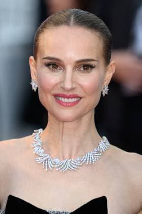 Cannes Eddington Red Carpet NG Natalie Portman attending the ‘Eddington’ Screening and Red Carpet at Palais Des Festivals in Cannes, France on May 16 2025 as part of the 78th Cannes Film Festival. Photo by Nicolas Genin ABACAPRESS.COM Cannes France  Copyright: xGeninxNicolas ABACAx