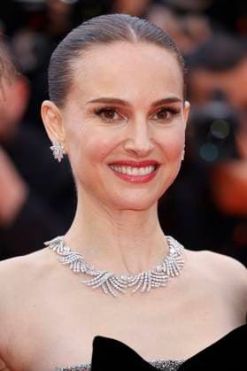 Natalie Portman at the premiere of the feature film Eddington at the Festival de Cannes 2025 78 Cannes International Film Festival at the Palais des Festivals Cannes, 16 05 2025 Foto:xD.xBedrosianx xFuturexImagex eddington_5607