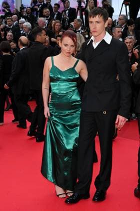 Cannes, 78th Cannes Film Festival 2025 - evening 4 - red carpet of the film Eddington In the photo: Rose Gray, Harris Dickinson  Copyright: xTerenghi Ipax xipa-agency.netx xPoolxPhotoxEventsx05x IPA_Agency_IPA57790795