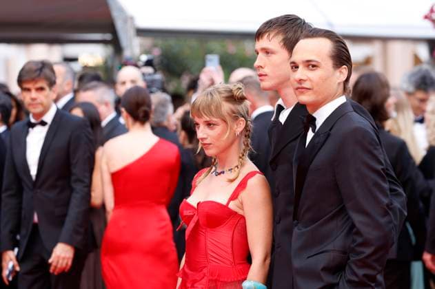 Megan Northam, Harris Dickinson and Frank Dillane at the premiere of the feature film Eddington at the Festival de Cannes 2025 78 Cannes International Film Festival at the Palais des Festivals Cannes, 16 05 2025 Foto:xD.xBedrosianx xFuturexImagex eddington_5654