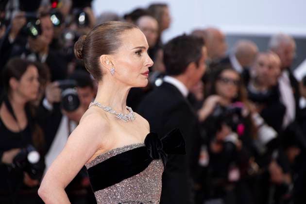 Eddington Red Carpet at the 78th Annual Cannes Film Festival Natalie Portman attends the Eddington red carpet at the 78th annual Cannes Film Festival at Palais des Festivals on May 16, 2025 in Cannes, France.  Copyright: x Chassery+Courdjix