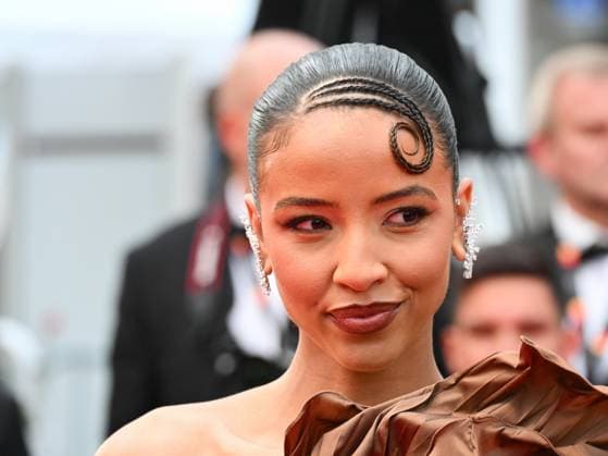 Cannes, France: Cannes, 78th Cannes Film Festival 2025 - Evening 4 - Red Carpet of the Film Eddington In the photo:, Flora Coquerel Cannes France  - ZUMAp169 20250516_zea_p169_1664 Copyright: xManuelexMangiarottix