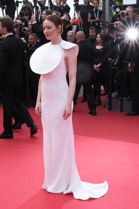 CELEBRITES : 78 eme Festival de Cannes Tapis rouge 2025 - 16 05 2025 CANNES, FRANCE - MAY 16: Emma Stone attend the Eddington red carpet at the 78th annual Cannes Film Festival at Palais des Festivals on May 16, 2025 in Cannes, France.  Copyright: xLUCAxCUTOLOx