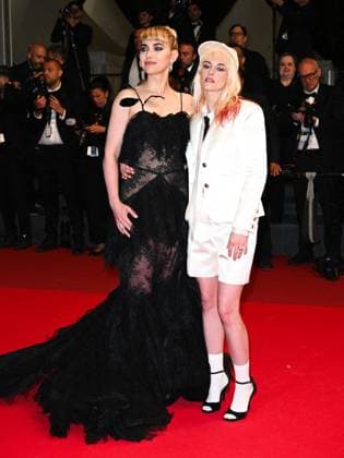 Cannes, 78th Cannes Film Festival 2025 - Evening 4 - Red Carpet of the Film Bono: Stories of Surrender Cannes, 78th Cannes Film Festival 2025 - Evening 4 - Red Carpet of the Film Bono: Stories of Surrender . In the Photo Kristen Stewart, Imogen Poots Cannes France  Copyright: xIPA ABACAx