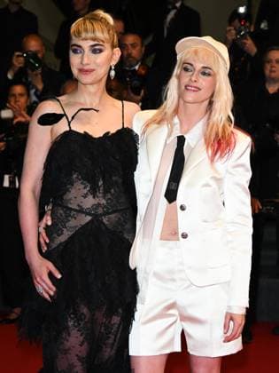Cannes, 78th Cannes Film Festival 2025 - Evening 4 - Red Carpet of the Film Bono: Stories of Surrender Cannes, 78th Cannes Film Festival 2025 - Evening 4 - Red Carpet of the Film Bono: Stories of Surrender . In the Photo Kristen Stewart, Imogen Poots Cannes France  Copyright: xIPA ABACAx