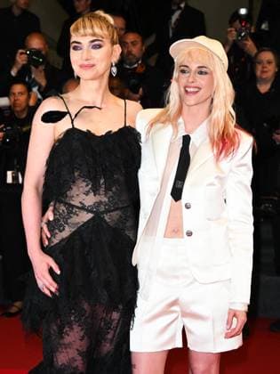 Cannes, 78th Cannes Film Festival 2025 - Evening 4 - Red Carpet of the Film Bono: Stories of Surrender Cannes, 78th Cannes Film Festival 2025 - Evening 4 - Red Carpet of the Film Bono: Stories of Surrender . In the Photo Kristen Stewart, Imogen Poots Cannes France  Copyright: xIPA ABACAx