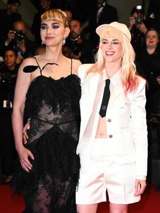 Cannes, 78th Cannes Film Festival 2025 - Evening 4 - Red Carpet of the Film Bono: Stories of Surrender Cannes, 78th Cannes Film Festival 2025 - Evening 4 - Red Carpet of the Film Bono: Stories of Surrender . In the Photo Kristen Stewart, Imogen Poots Cannes France  Copyright: xIPA ABACAx