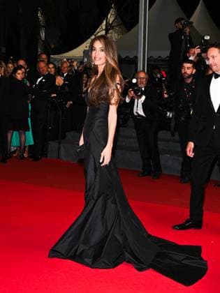 Cannes, 78th Cannes Film Festival 2025 - Evening 4 - Red Carpet of the Film Bono: Stories of Surrender Cannes, 78th Cannes Film Festival 2025 - Evening 4 - Red Carpet of the Film Bono: Stories of Surrender . In the Photo Amal Clooney Cannes France  Copyright: xIPA ABACAx