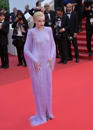 Eddington Premiere at 78th Festival de Cannes - Cannes, France CANNES, FRANCE. May 16, 2025: Julia Garner at the premiere for Eddington at the 78th Festival de Cannes. Picture: Paul Smith Featureflash Cannes France  Copyright: xPaulxSmithx xFeatureflashx