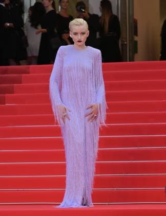 Eddington Premiere at 78th Festival de Cannes - Cannes, France CANNES, FRANCE. May 16, 2025: Julia Garner at the premiere for Eddington at the 78th Festival de Cannes. Picture: Paul Smith Featureflash Cannes France  Copyright: xPaulxSmithx xFeatureflashx
