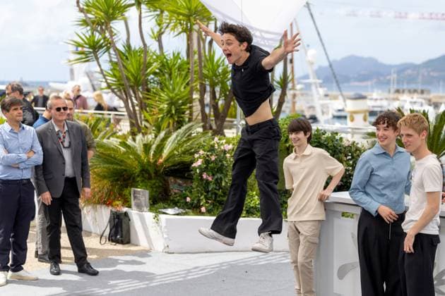 Dossier 137 , Photocall in Cannes, 16 05 2025 Cannes, France 16 5 2024 Valentin Campagne, Mathilde Riu, C™me Peronnet and Solˆn Machado Graner during the Photocall Dossier 137 Case 137 during the 78 Cannes International Film Festival The Film Festival takes place from May 13 to 24, 2025 Cannes Palais des Festivals et des Cong Provence Alpes Cote d Azur Fr Copyright: xChristianxEnderx