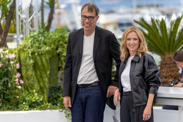Dossier 137 , Photocall in Cannes, 16 05 2025 Cannes, France 16 5 2024 Dominik Moll, LŽa Drucker during the Photocall Dossier 137 Case 137 during the 78 Cannes International Film Festival The film festival will take place from May 13 to 24, 2025 Cannes Palais des Festivals et des Cong Provence Alpes Cote d Azur France Copyright: xChristianxEnderx