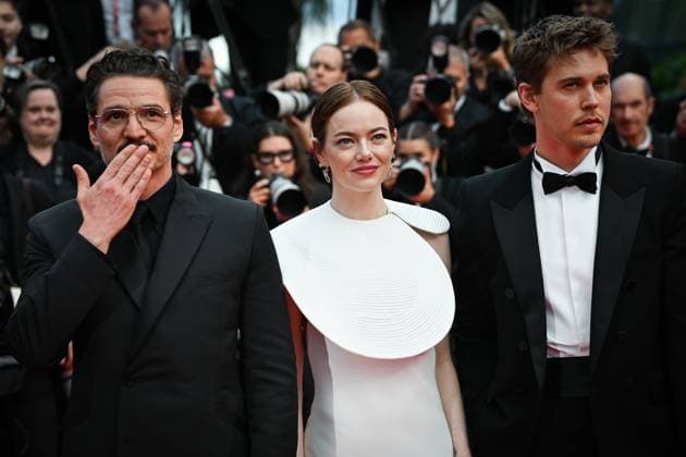 78eme Festival International du Film de Cannes Montée des marches du film Eddington 78th International Cannes Film Festival Red Carpet of Eddington movie Festival de Cannes 2025 Red carpet Eddington Emma Stone 444428 2025 05 16 Cannes France Stone, Emma Pascal, Patrice Butler, Austin  Copyright: xLionelxGuericolas MPPx STAR_444428_170