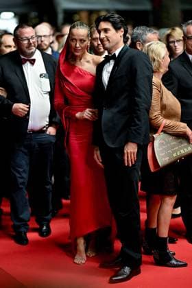 Cannes Bono Stories Of Surrender Screening JR Petra Nemcová and Benjamin Larretche attending the screening of Bono Stories Of Surrender in Cannes, France on May 16, 2025, as part of the 78th Cannes Film Festival. Photo by Julien Reynaud APS-Medias ABACAPRESS.COM Cannes France  Copyright: xReynaudxJulien APS-Medias ABACAx