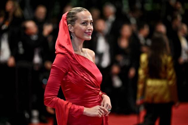 Cannes Bono Stories Of Surrender Screening JR Petra Nemcova attending the screening of Bono Stories Of Surrender in Cannes, France on May 16, 2025, as part of the 78th Cannes Film Festival. Photo by Julien Reynaud APS-Medias ABACAPRESS.COM Cannes France  Copyright: xReynaudxJulien APS-Medias ABACAx