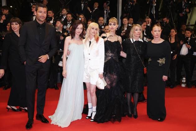 Cannes Bono Stories Of Surrender Screening JD Kristen Stewart, Michael Epp, Esmé Creed-Miles, Imogen Poots, Kim Gordon, Thora Birch attending the screening of Bono Stories Of Surrender in Cannes, France on May 16, 2025, as part of the 78th Cannes Film Festival. Photo by Jerome Domine ABACAPRESS.COM Cannes France  Copyright: xDominexJerome ABACAx