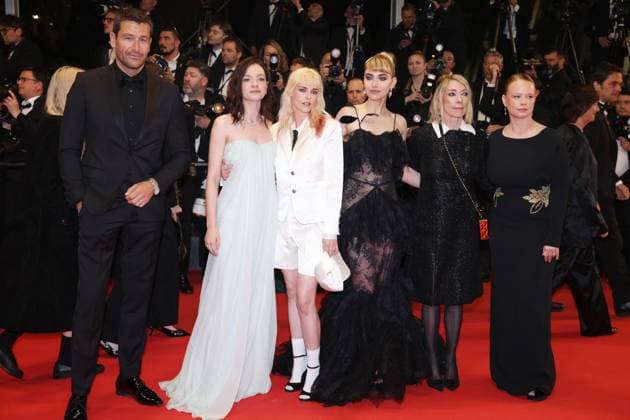 Cannes Bono Stories Of Surrender Screening JD Kristen Stewart, Michael Epp, Esmé Creed-Miles, Imogen Poots, Kim Gordon, Thora Birch attending the screening of Bono Stories Of Surrender in Cannes, France on May 16, 2025, as part of the 78th Cannes Film Festival. Photo by Jerome Domine ABACAPRESS.COM Cannes France  Copyright: xDominexJerome ABACAx