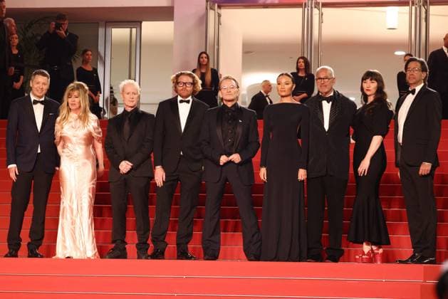 Cannes Bono Stories Of Surrender Screening JD Erik Messerschmidt, Jacknife Lee, Dede Gardner, Lasse Järvi, Bono, Kelly McNamara, Jon Kamen, Jennifer Pitcher, David Sirulnick attending the screening of Bono Stories Of Surrender in Cannes, France on May 16, 2025, as part of the 78th Cannes Film Festival. Photo by Jerome Domine ABACAPRESS.COM Cannes France Copyright: xDominexJerome ABACAx
